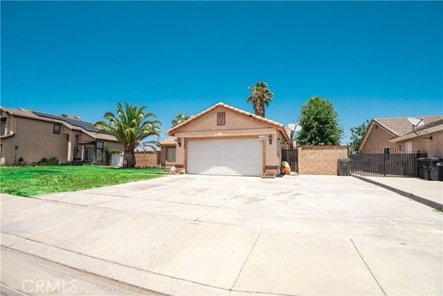 3243 E Avenue R4, Palmdale, CA 93550