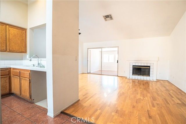 3243 E Avenue R4, Palmdale, CA 93550