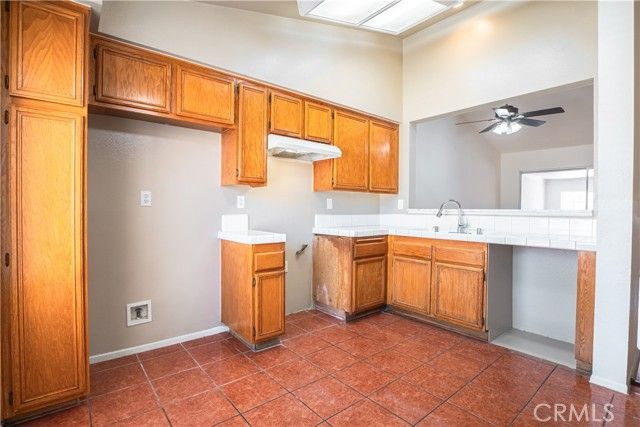 3243 E Avenue R4, Palmdale, CA 93550