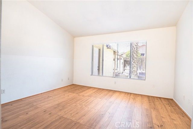 3243 E Avenue R4, Palmdale, CA 93550