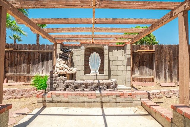 3243 E Avenue R4, Palmdale, CA 93550