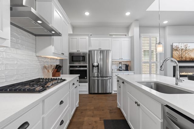 4867 Miles Way, Fairview, TX 75069