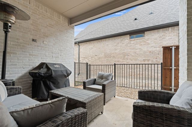 4867 Miles Way, Fairview, TX 75069