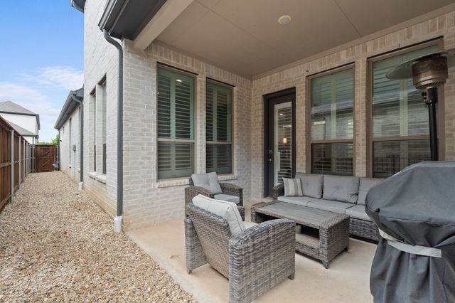 4867 Miles Way, Fairview, TX 75069