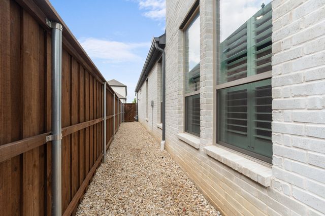 4867 Miles Way, Fairview, TX 75069