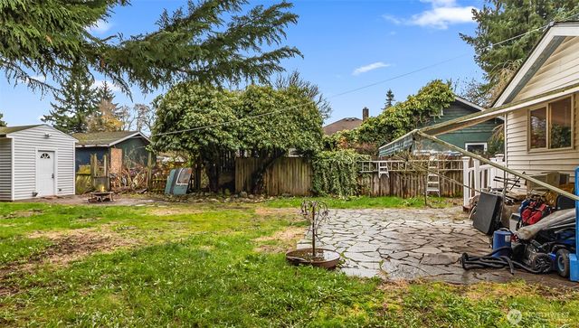 335 N Madison Street, Monroe, WA 98272