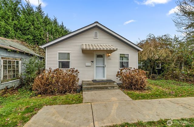 335 N Madison Street, Monroe, WA 98272