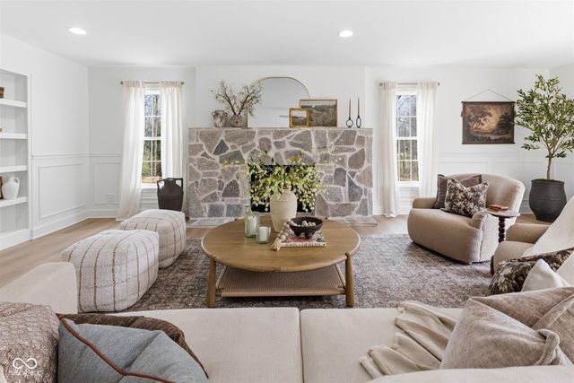 6865 Cardinal Drive, Mccordsville, IN 46055