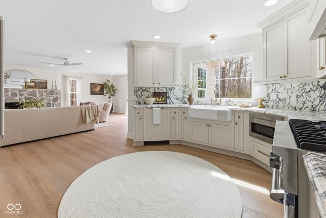 6865 Cardinal Drive, Mccordsville, IN 46055