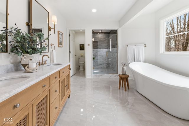 6865 Cardinal Drive, Mccordsville, IN 46055