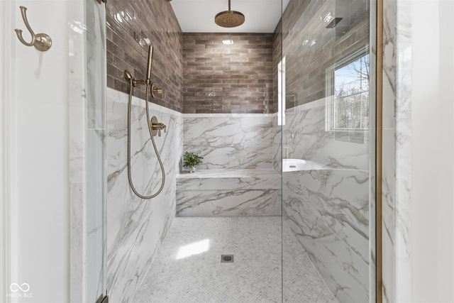 6865 Cardinal Drive, Mccordsville, IN 46055