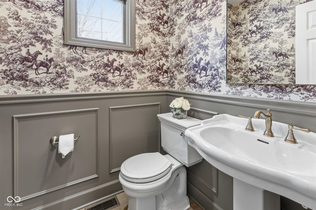 6865 Cardinal Drive, Mccordsville, IN 46055