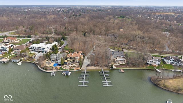 6865 Cardinal Drive, Mccordsville, IN 46055