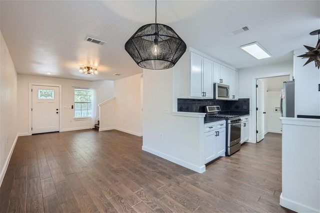6021 Perlita DR, Austin, TX 78724