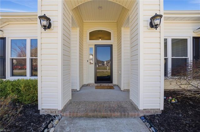 2337 Edmenton DR, Virginia Beach, VA 23456