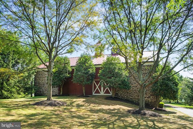 1534 N TROOPER RD, Worcester, PA 19490