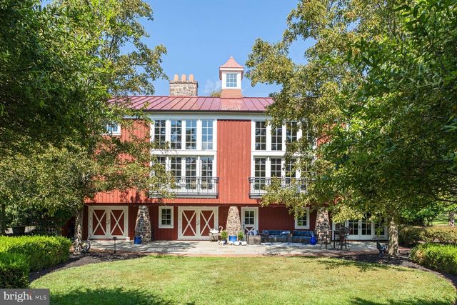 1534 N TROOPER RD, Worcester, PA 19490