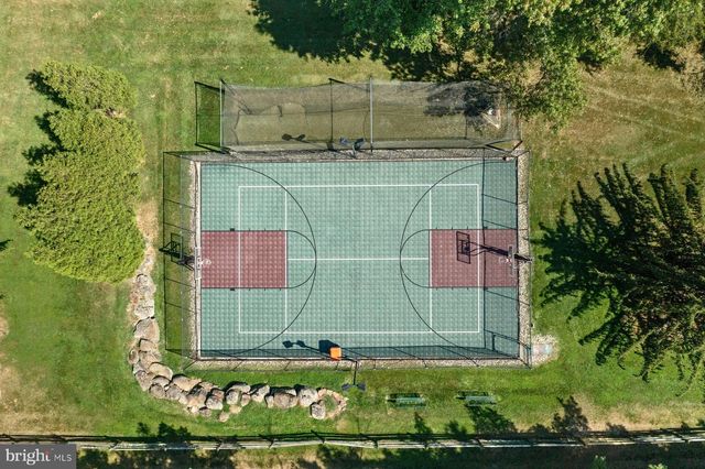 1534 N TROOPER RD, Worcester, PA 19490