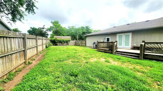 1302 Bitner Terrace, Pittsburg, KS 66762