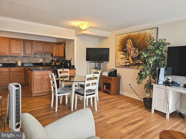 2621 WAGON DR, Alexandria, VA 22303