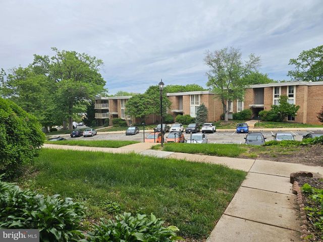2621 WAGON DR, Alexandria, VA 22303