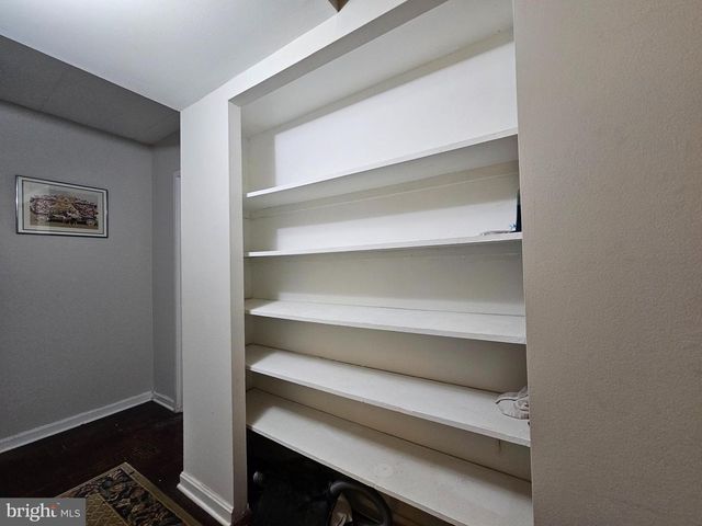 2621 WAGON DR, Alexandria, VA 22303