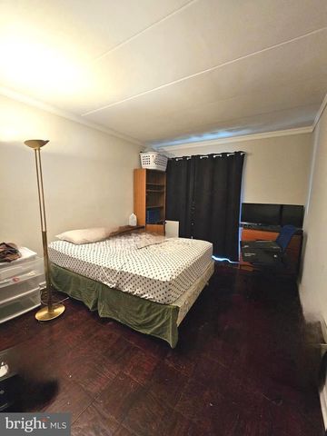 2621 WAGON DR, Alexandria, VA 22303
