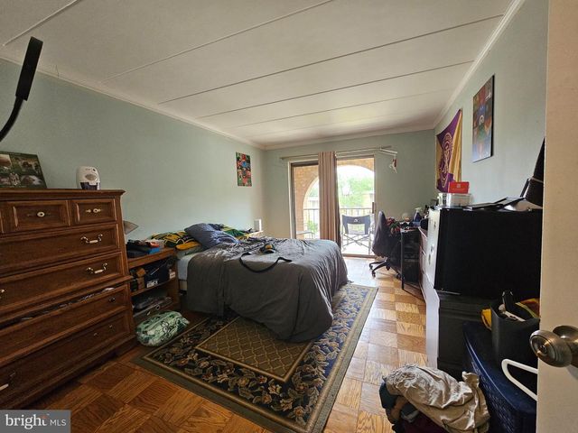 2621 WAGON DR, Alexandria, VA 22303