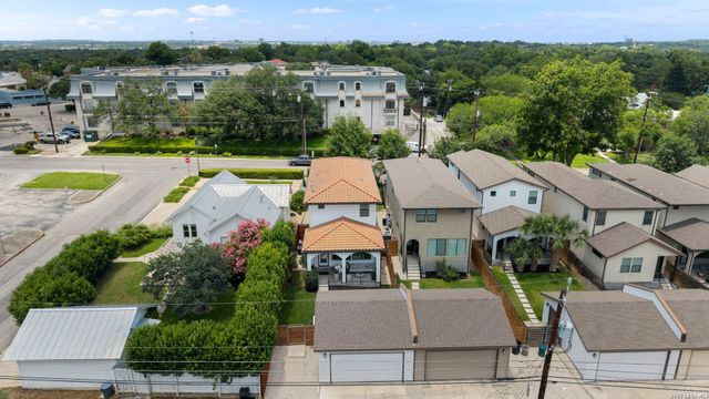 334 E Olmos Dr., Olmos Park, TX 78212