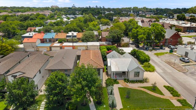 334 E Olmos Dr., Olmos Park, TX 78212