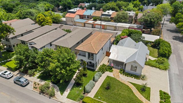 334 E Olmos Dr., Olmos Park, TX 78212