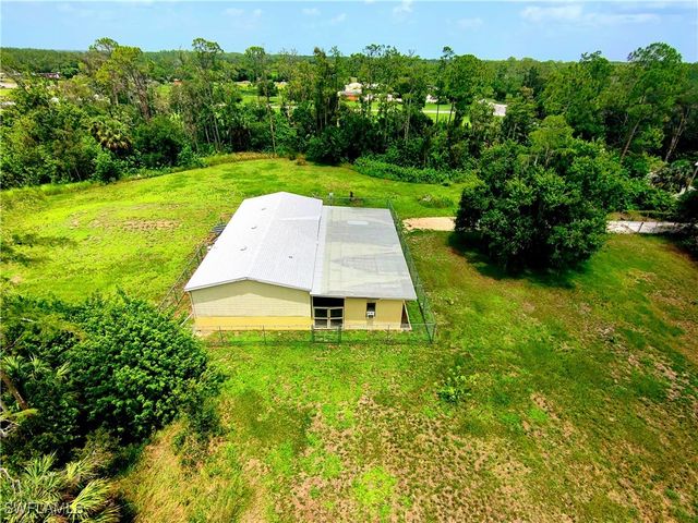 330 F RD, Labelle, FL 33935
