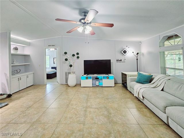 330 F RD, Labelle, FL 33935