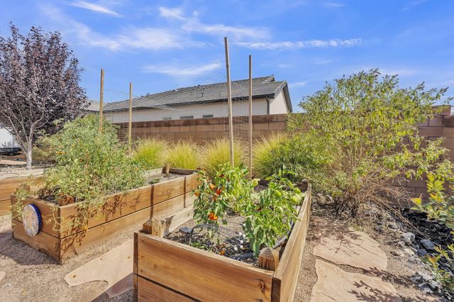 7712 Majesty Court NW, Albuquerque, NM 87107