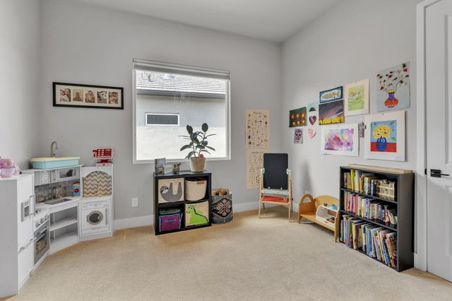 7712 Majesty Court NW, Albuquerque, NM 87107