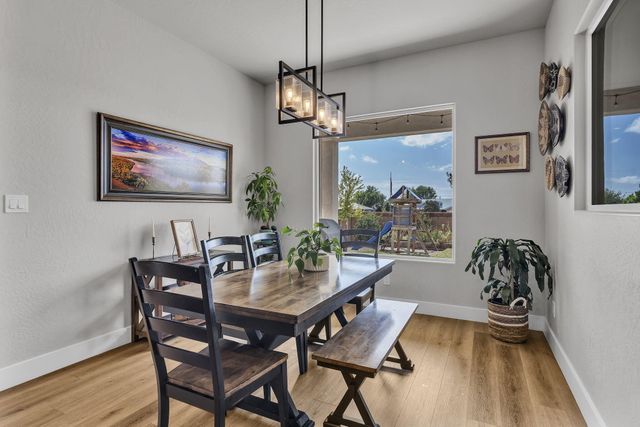 7712 Majesty Court NW, Albuquerque, NM 87107
