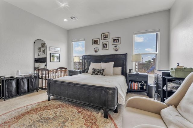 7712 Majesty Court NW, Albuquerque, NM 87107