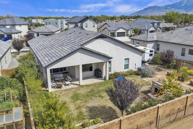 7712 Majesty Court NW, Albuquerque, NM 87107