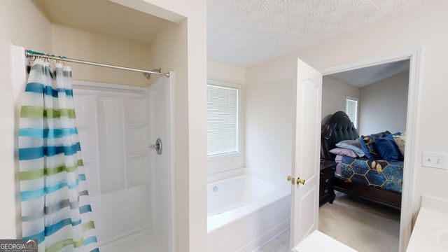 100 Hawthorn Drive, Carrollton, GA 30116