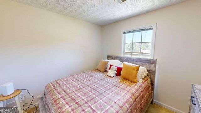 100 Hawthorn Drive, Carrollton, GA 30116
