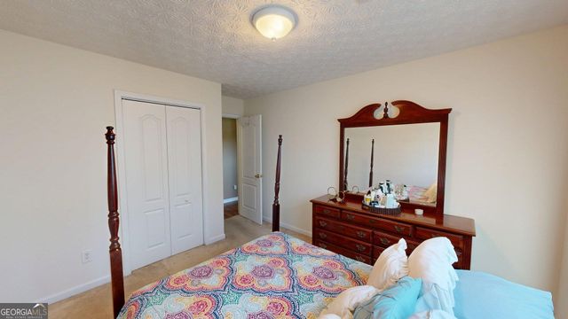 100 Hawthorn Drive, Carrollton, GA 30116