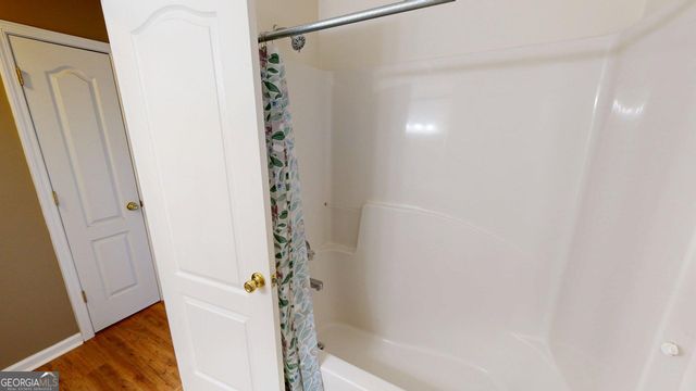 100 Hawthorn Drive, Carrollton, GA 30116
