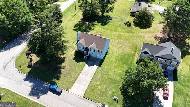 100 Hawthorn Drive, Carrollton, GA 30116