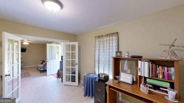 100 Hawthorn Drive, Carrollton, GA 30116