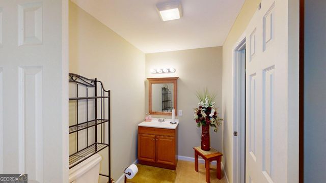 100 Hawthorn Drive, Carrollton, GA 30116