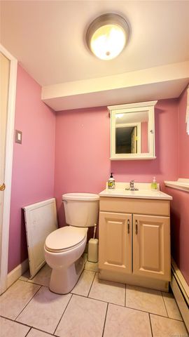64 Grand Avenue, Lindenhurst, NY 11757