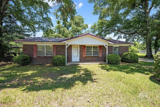 206 W Magnolia Street, Bay Minette, AL 36507