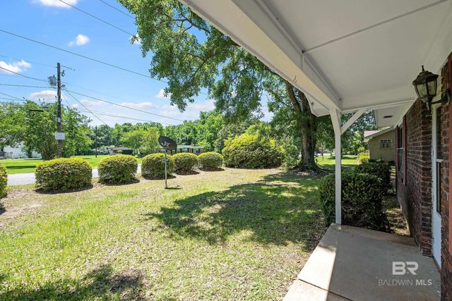 206 W Magnolia Street, Bay Minette, AL 36507