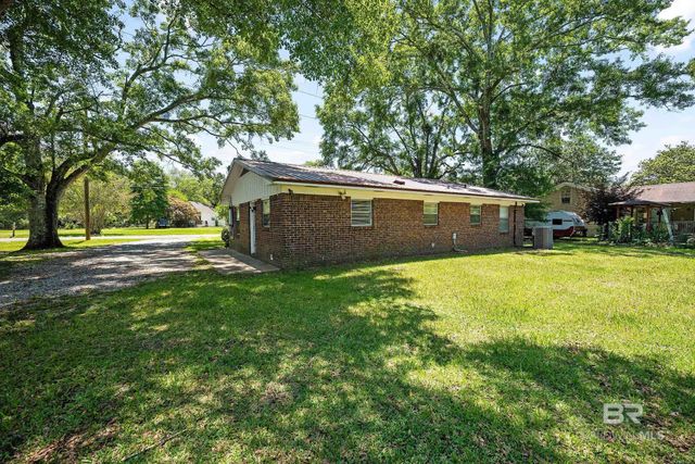 206 W Magnolia Street, Bay Minette, AL 36507