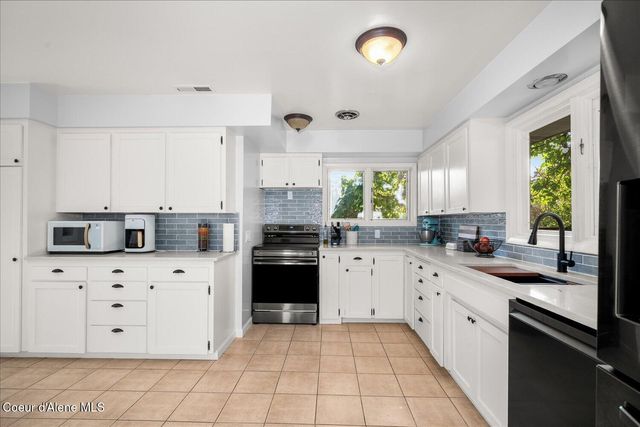 5212 W Northwest Blvd, Spokane, WA 99205